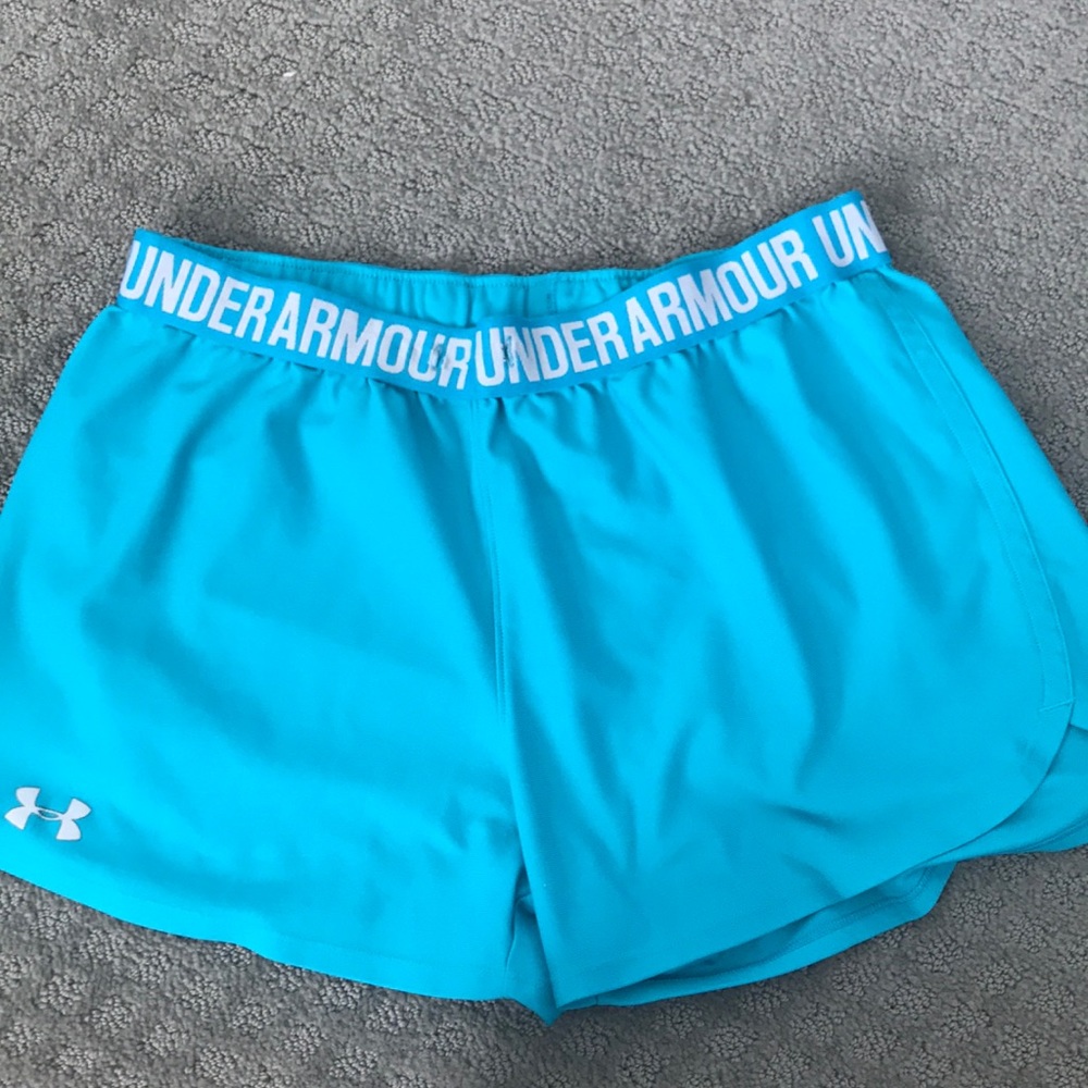Running shorts